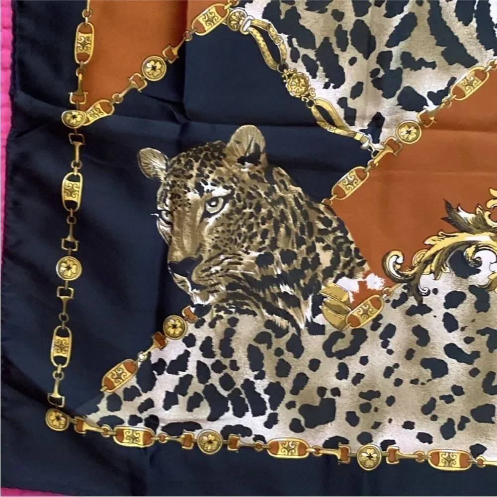 Contest da Vinci Leopard Print Silk Scarf